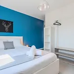 4 Bedroom & 4 Bathroom House Close To Parc Barbieux *