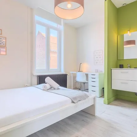 Apartamento 4 Bedroom & 4 Bathroom House Close To Parc Barbieux