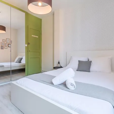 4 Bedroom & 4 Bathroom House Close To Parc Barbieux Appartamento Roubaix